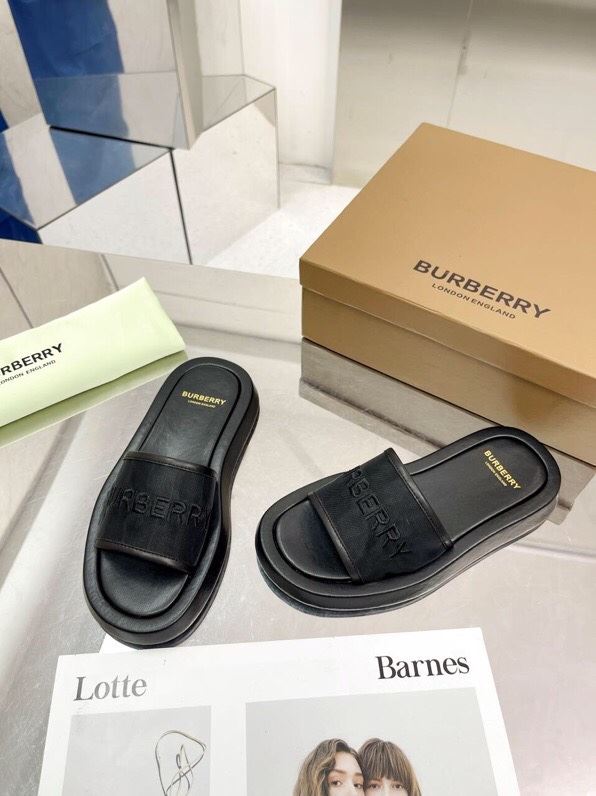 Burberry Slippers